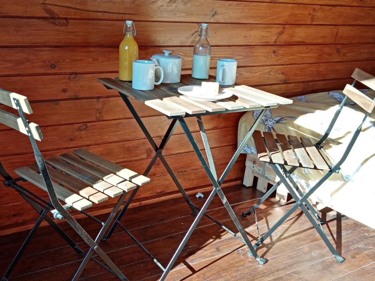 Wee Hoose Glamping 3 Hotel Kinbrace Eksteriør billede
